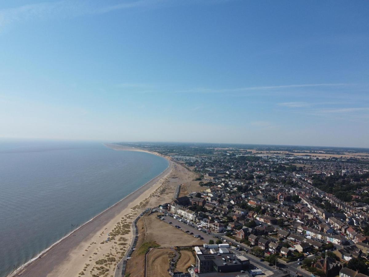 Stunning 6 Berth Lodge With Full Sea Views In Suffolk Ref 68007Cr ローストフト エクステリア 写真